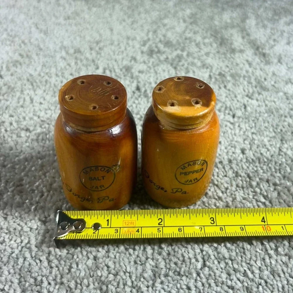 Wooden Salt and Pepper Shakers Brown Mason Jar Valley Forge PA Vintage Set